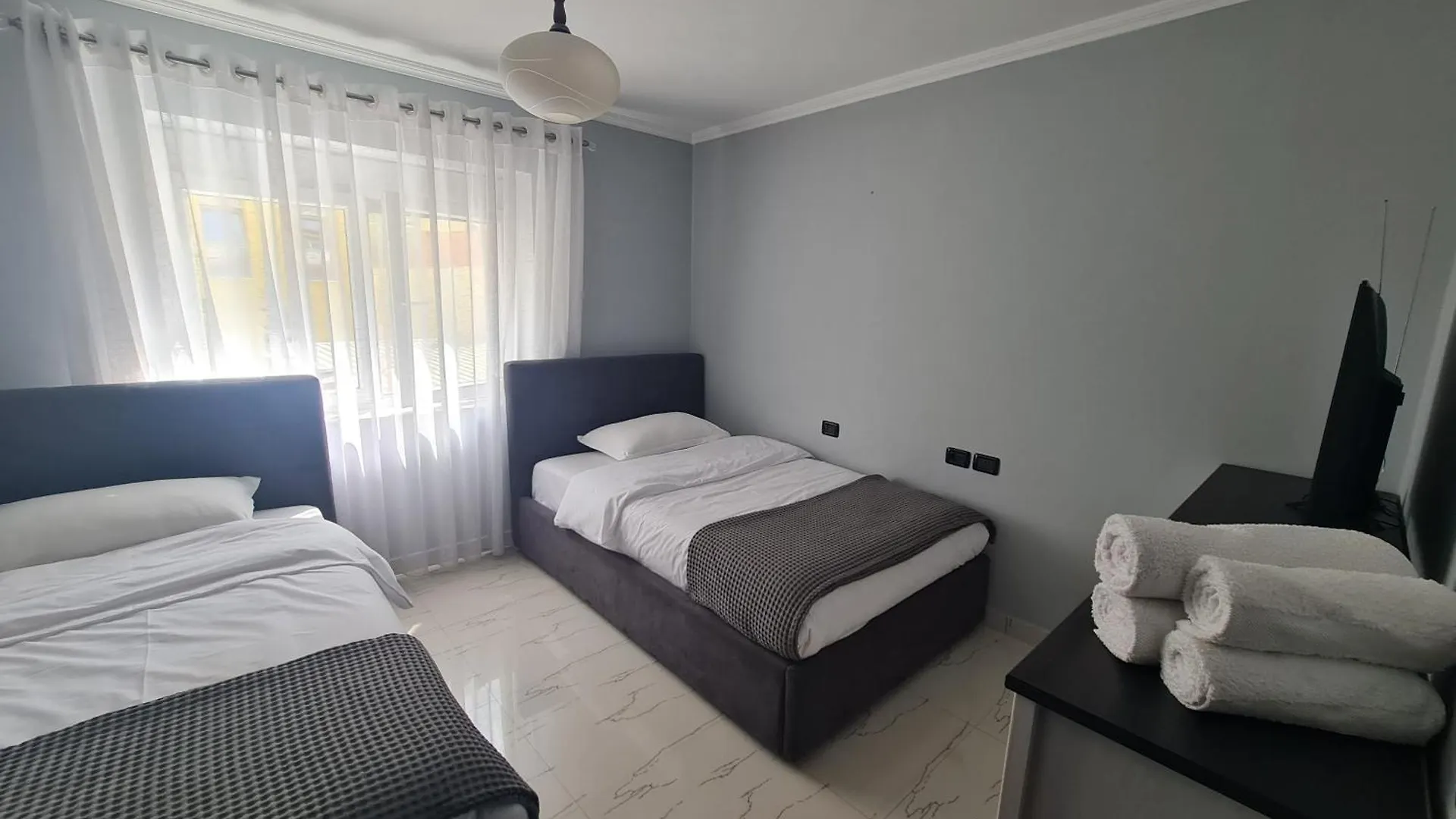 Appartement Edi'S Apartment-Cozy Stay In The Center Tirana